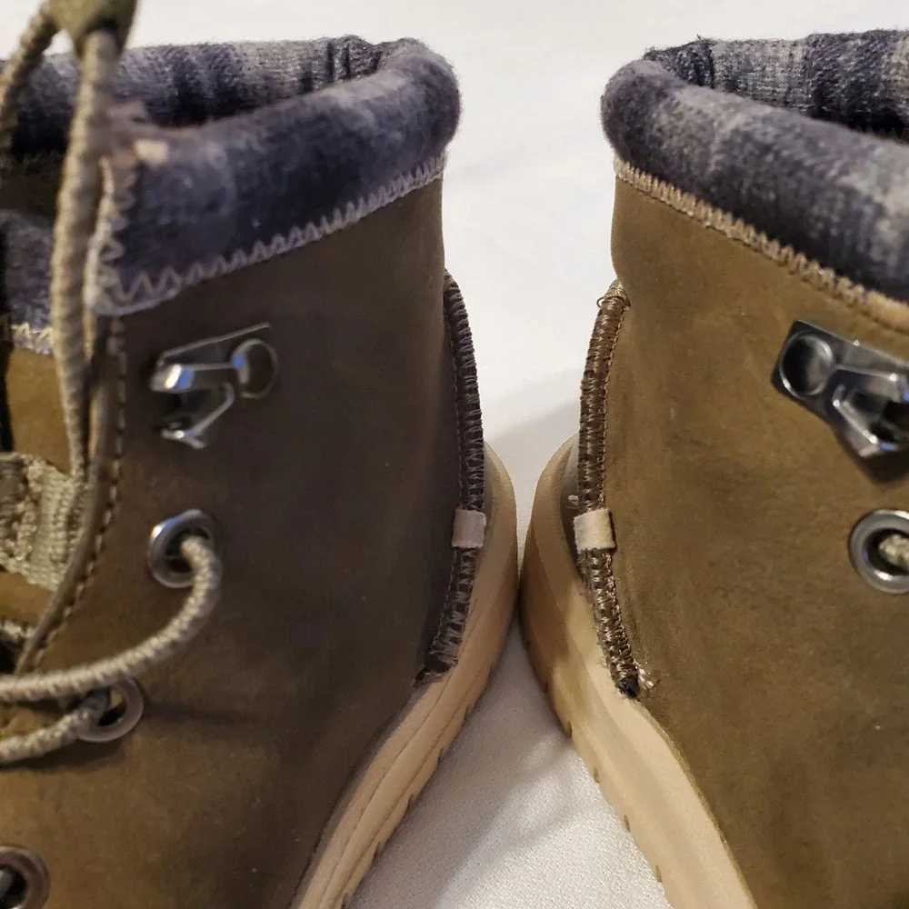 Hey Dude Bradley Y Classic Walnut Brown Kids Ankle Boots Size J2 42139-267